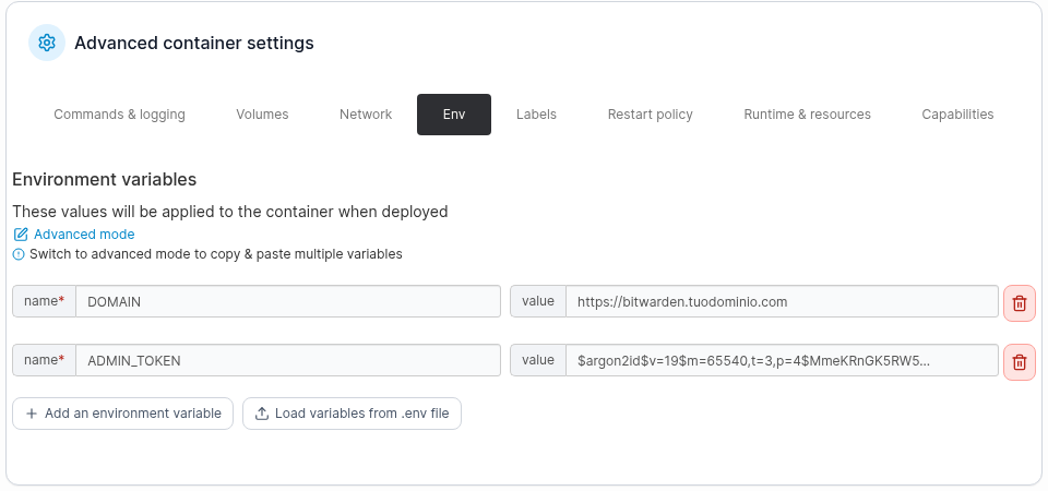 Portainer: variabili d'ambiente DOMAIN e ADMIN_TOKEN del container bitwarden